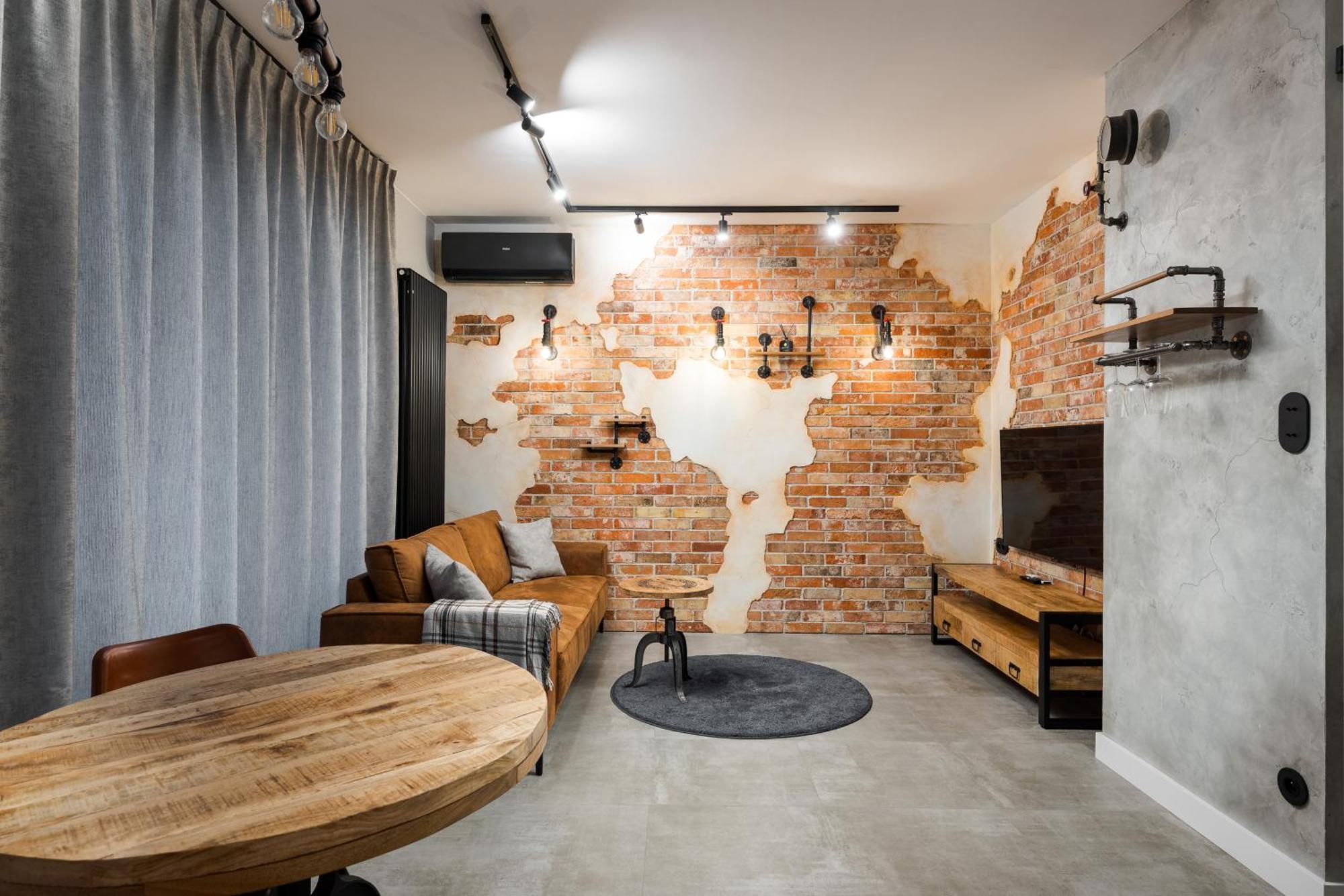 Goclaw Industrial Apartament