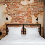 Goclaw Industrial Apartment